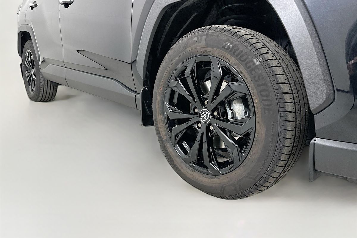 2024 Toyota RAV4 CRUISER (2WD) HYBRID AXAH52R