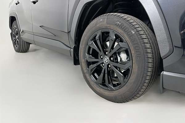 2024 Toyota RAV4 CRUISER (2WD) HYBRID AXAH52R
