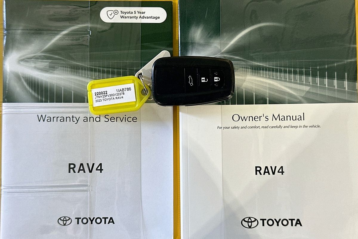 2023 Toyota RAV4 CRUISER (2WD) HYBRID AXAH52R