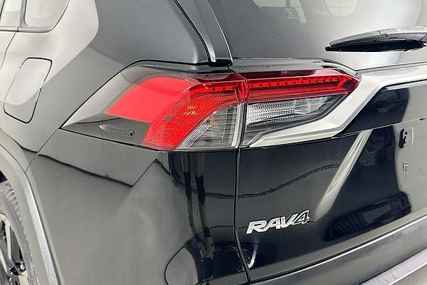 2021 Toyota RAV4 CRUISER (2WD) HYBRID AXAH52R