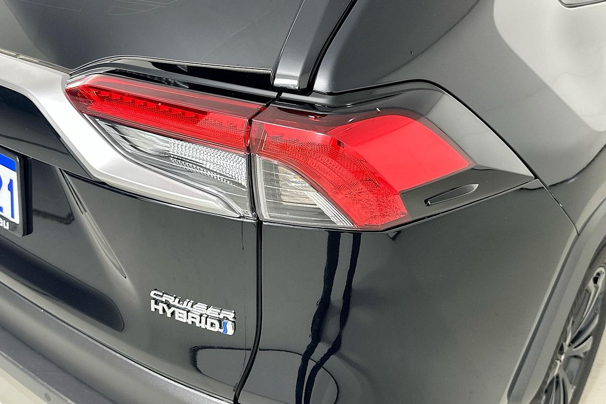 2024 Toyota RAV4 CRUISER (2WD) HYBRID AXAH52R