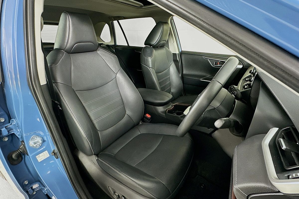 2022 Toyota RAV4 CRUISER (2WD) HYBRID AXAH52R