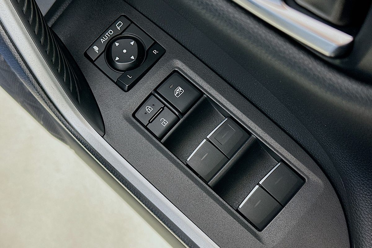 2022 Toyota RAV4 CRUISER (2WD) HYBRID AXAH52R