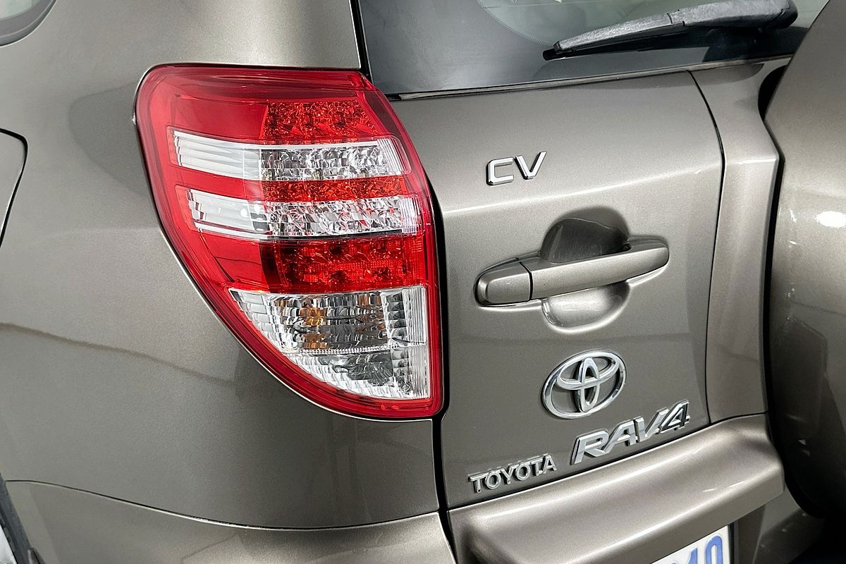 2011 Toyota RAV4 CV (2WD) ACA38R