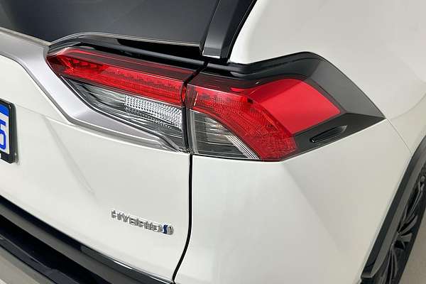 2022 Toyota RAV4 XSE (2WD) HYBRID PREMIUM PAINT AXAH52R