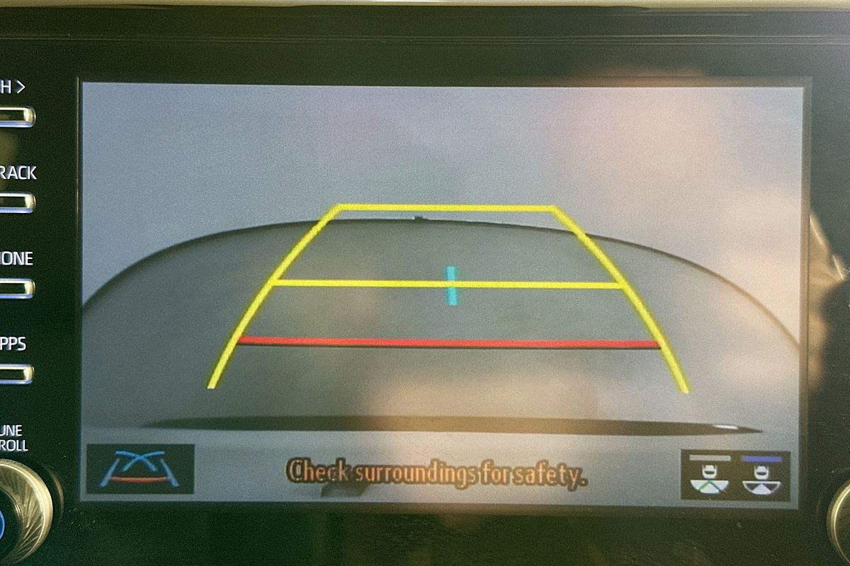 2022 Toyota RAV4 XSE (AWD) HYBRID PREMIUM PAINT AXAH54R