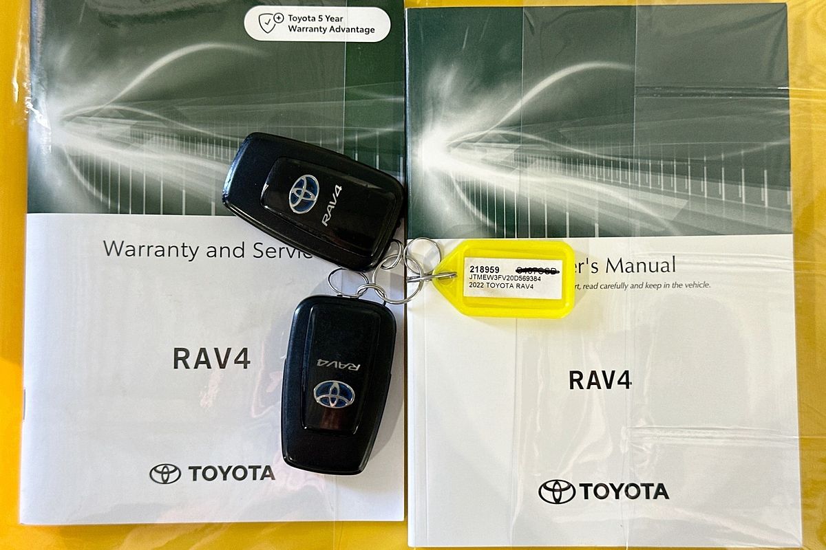 2022 Toyota RAV4 XSE (AWD) HYBRID PREMIUM PAINT AXAH54R