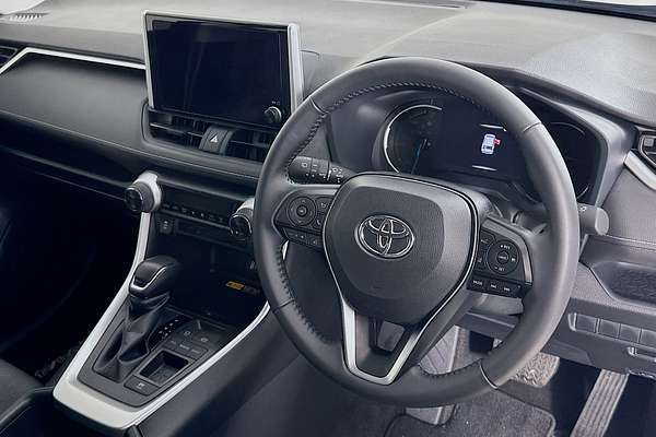 2024 Toyota RAV4 GXL AXAH52R