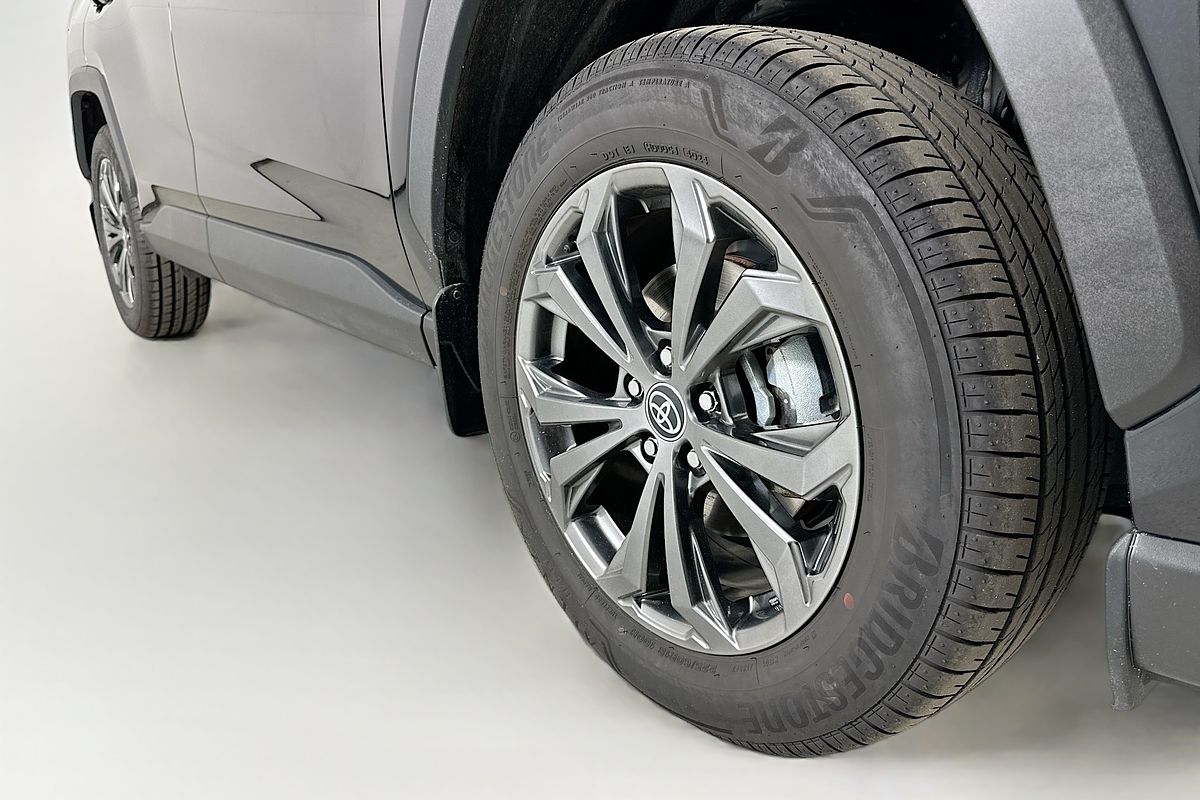 2024 Toyota RAV4 GXL AXAH52R