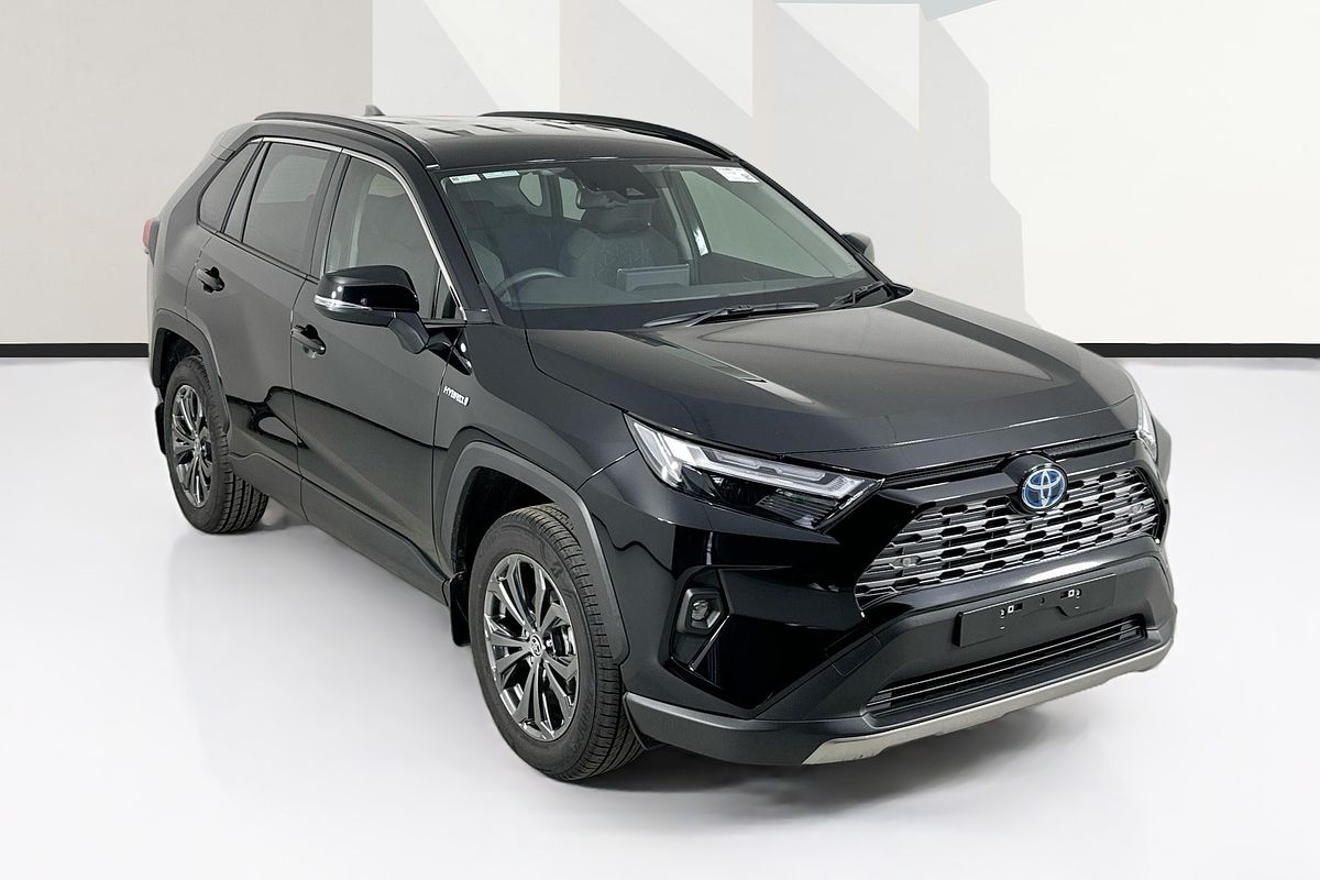 2024 Toyota RAV4 GXL AXAH52R