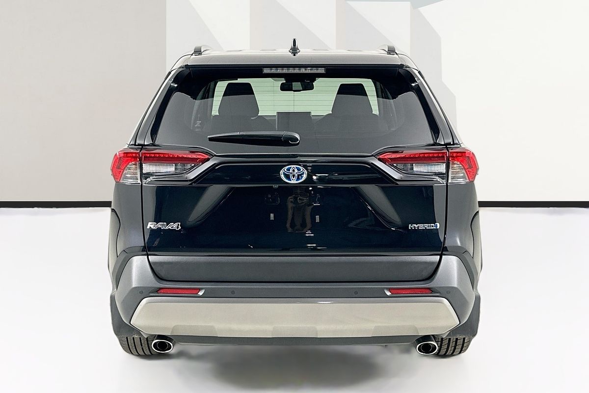 2024 Toyota RAV4 GXL AXAH52R