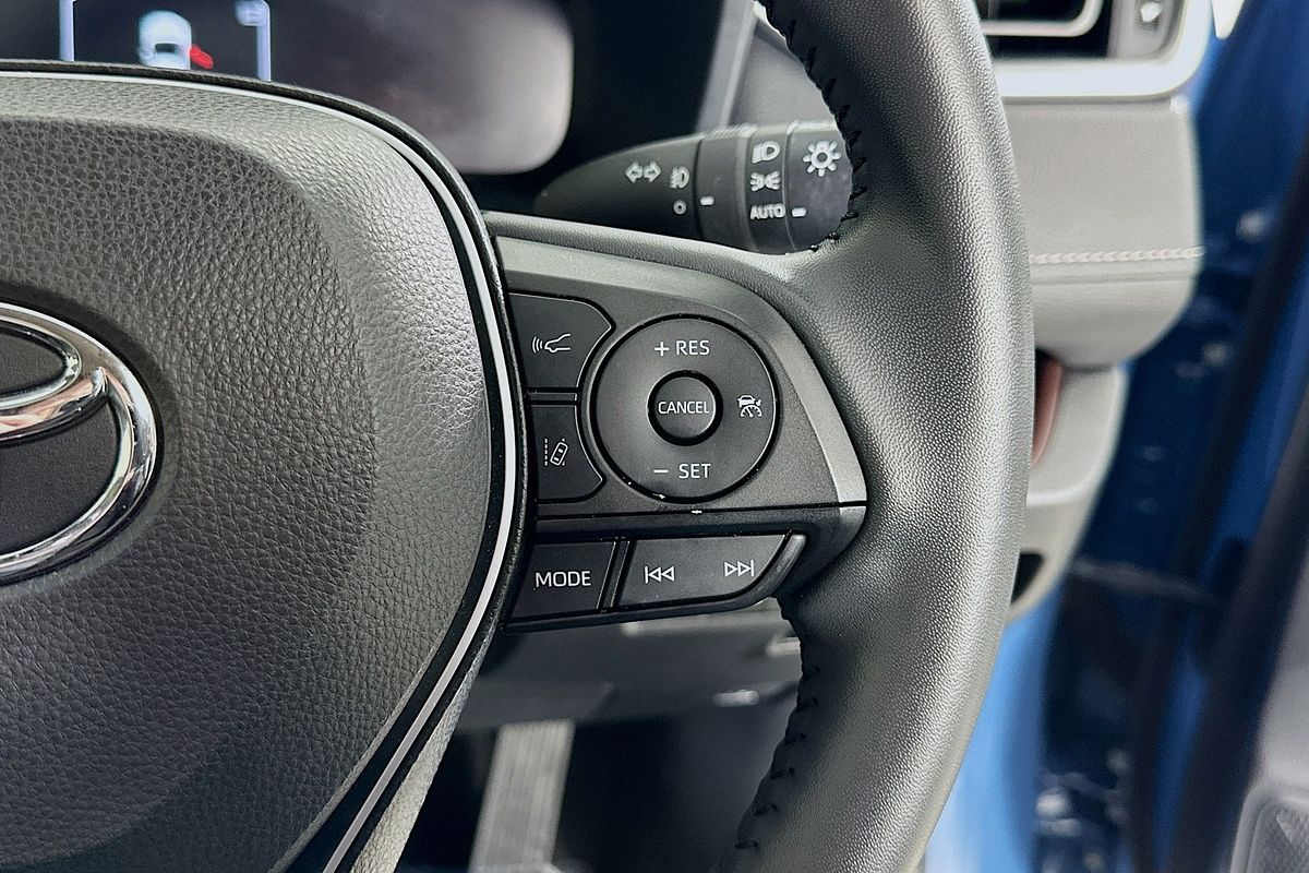 2023 Toyota RAV4 CRUISER (2WD) HYBRID AXAH52R