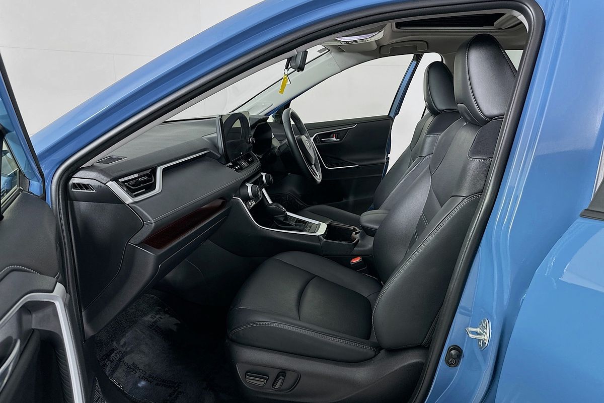 2023 Toyota RAV4 CRUISER (2WD) HYBRID AXAH52R