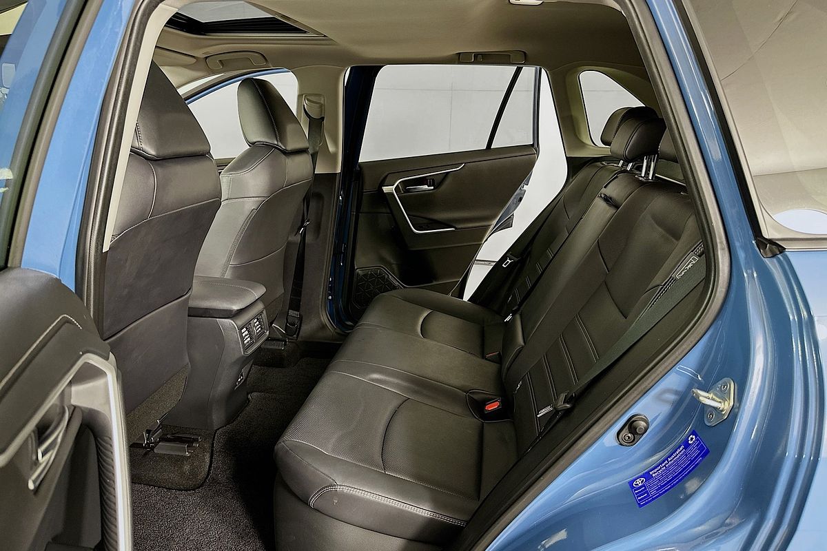 2023 Toyota RAV4 CRUISER (2WD) HYBRID AXAH52R