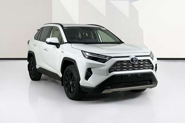 2024 Toyota RAV4 CRUISER (2WD) HYBRID AXAH52R