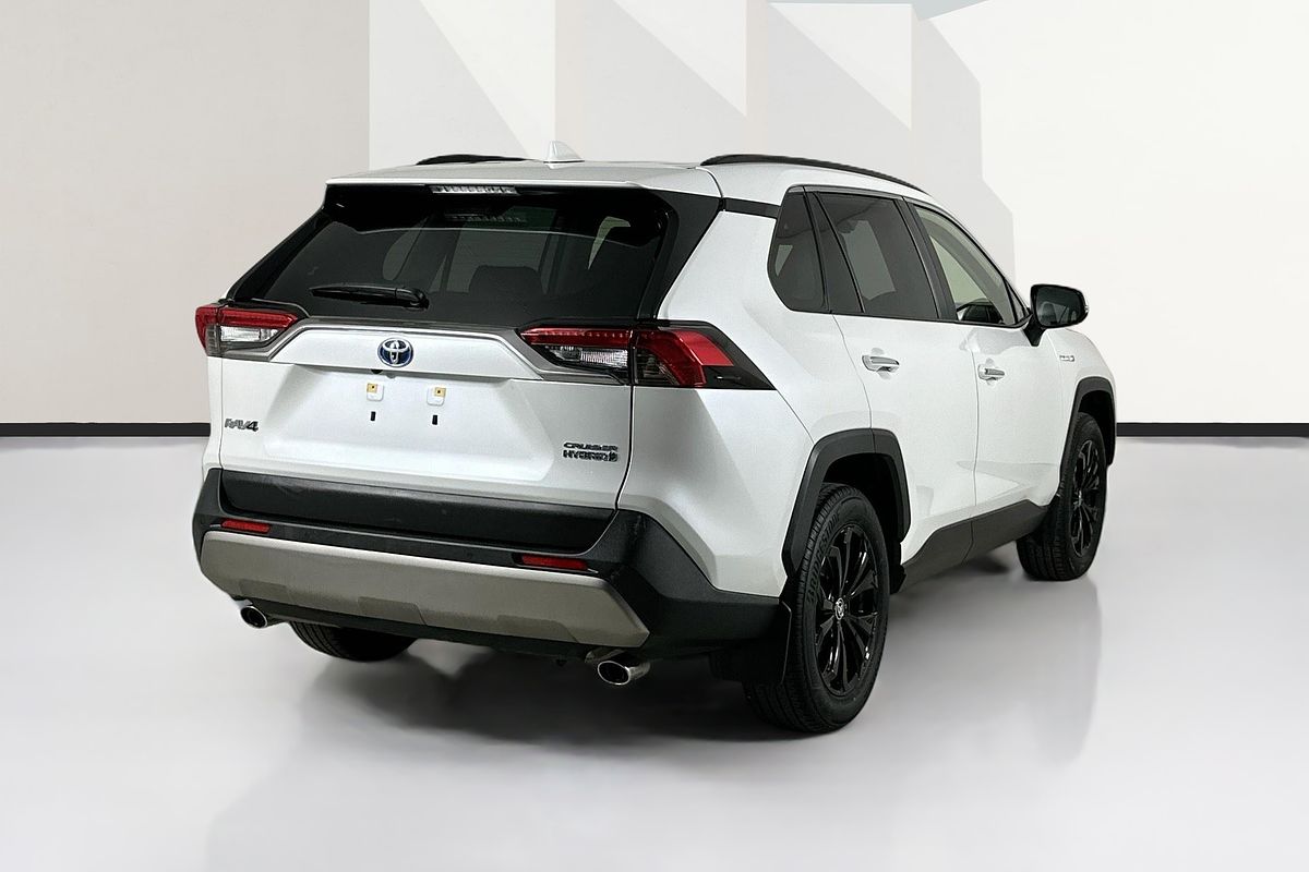 2024 Toyota RAV4 CRUISER (2WD) HYBRID AXAH52R