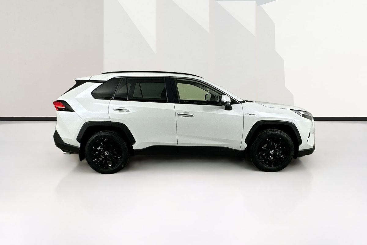 2024 Toyota RAV4 CRUISER (2WD) HYBRID AXAH52R