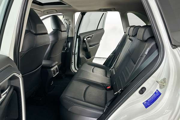 2024 Toyota RAV4 CRUISER (2WD) HYBRID AXAH52R