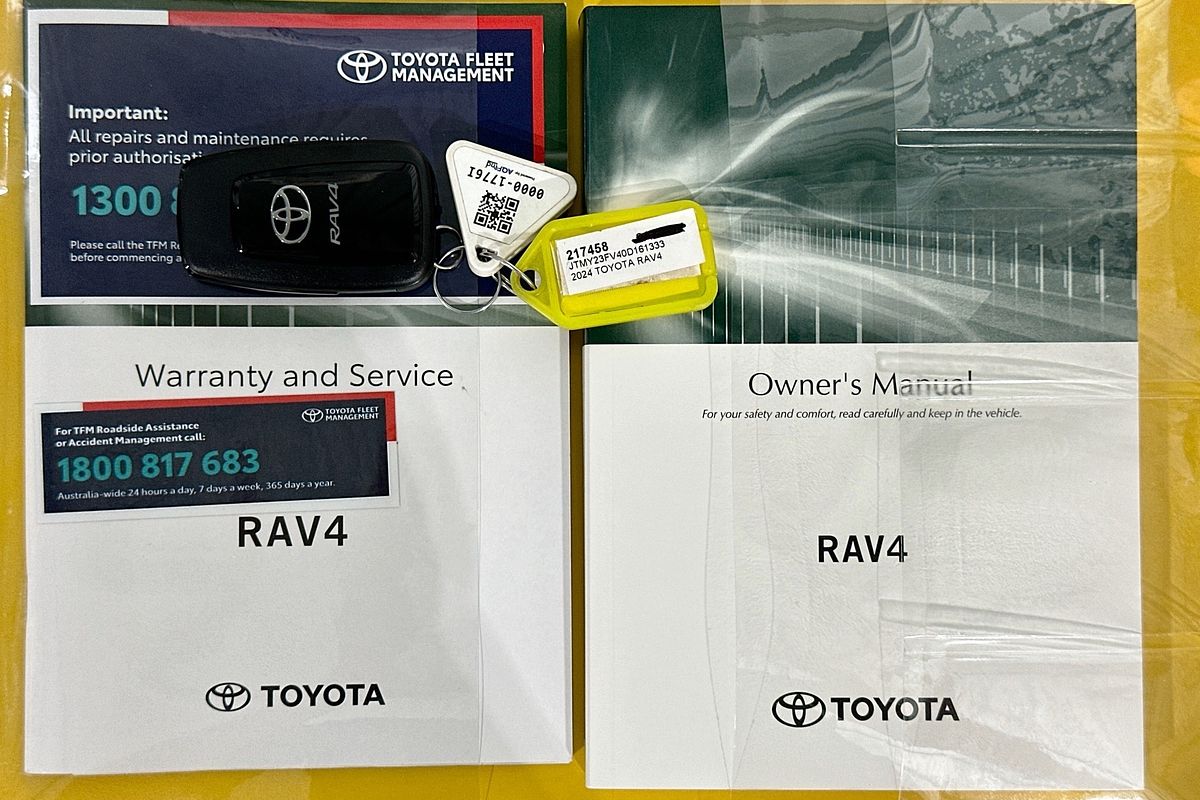 2024 Toyota RAV4 CRUISER (2WD) HYBRID AXAH52R