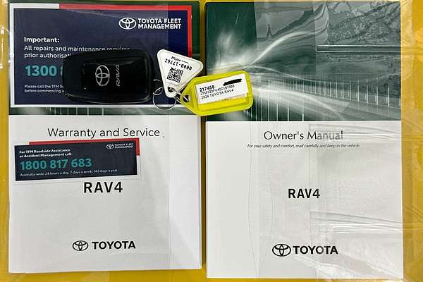 2024 Toyota RAV4 CRUISER (2WD) HYBRID AXAH52R