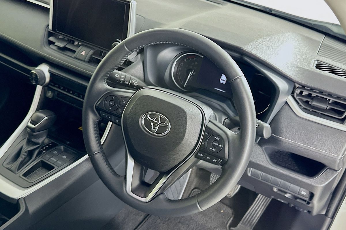 2024 Toyota RAV4 GXL (2WD) MXAA52R