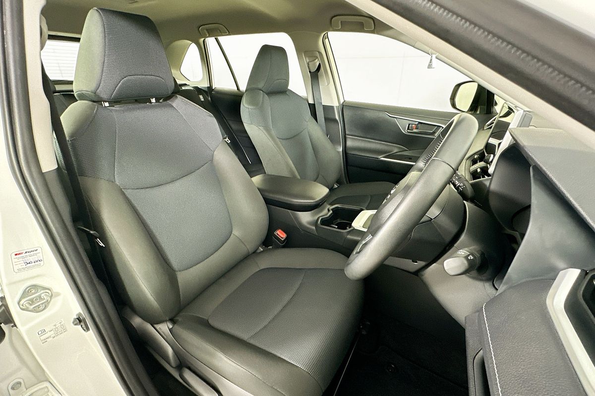 2024 Toyota RAV4 GX (2WD) HYBRID AXAH52R