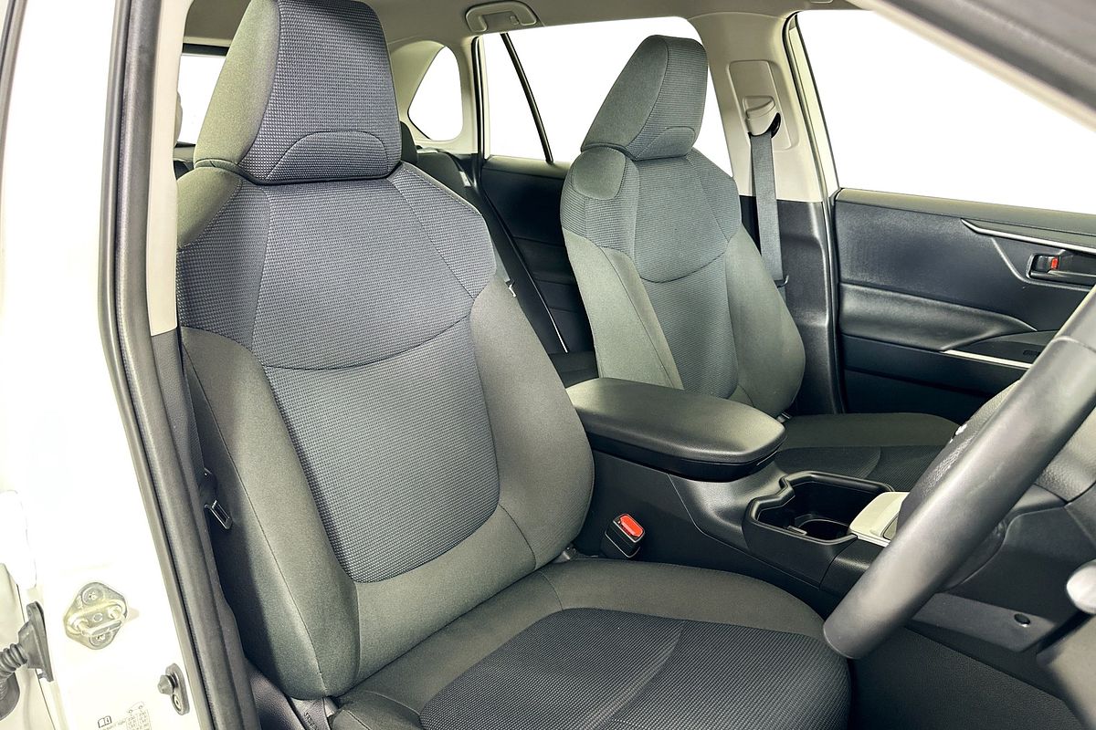 2024 Toyota RAV4 GX (2WD) HYBRID AXAH52R