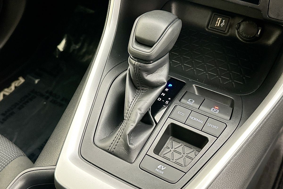 2024 Toyota RAV4 GX (2WD) HYBRID AXAH52R