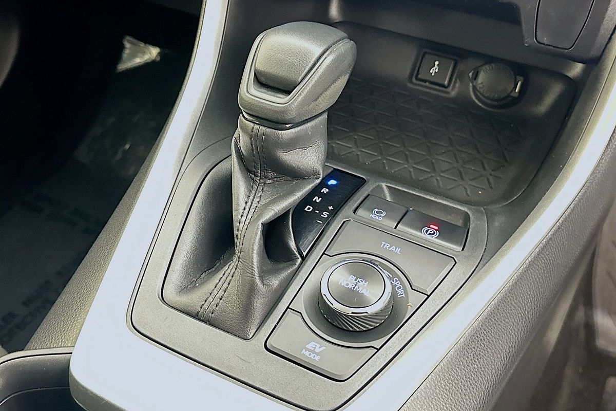 2021 Toyota RAV4 GX (AWD) HYBRID AXAH54R
