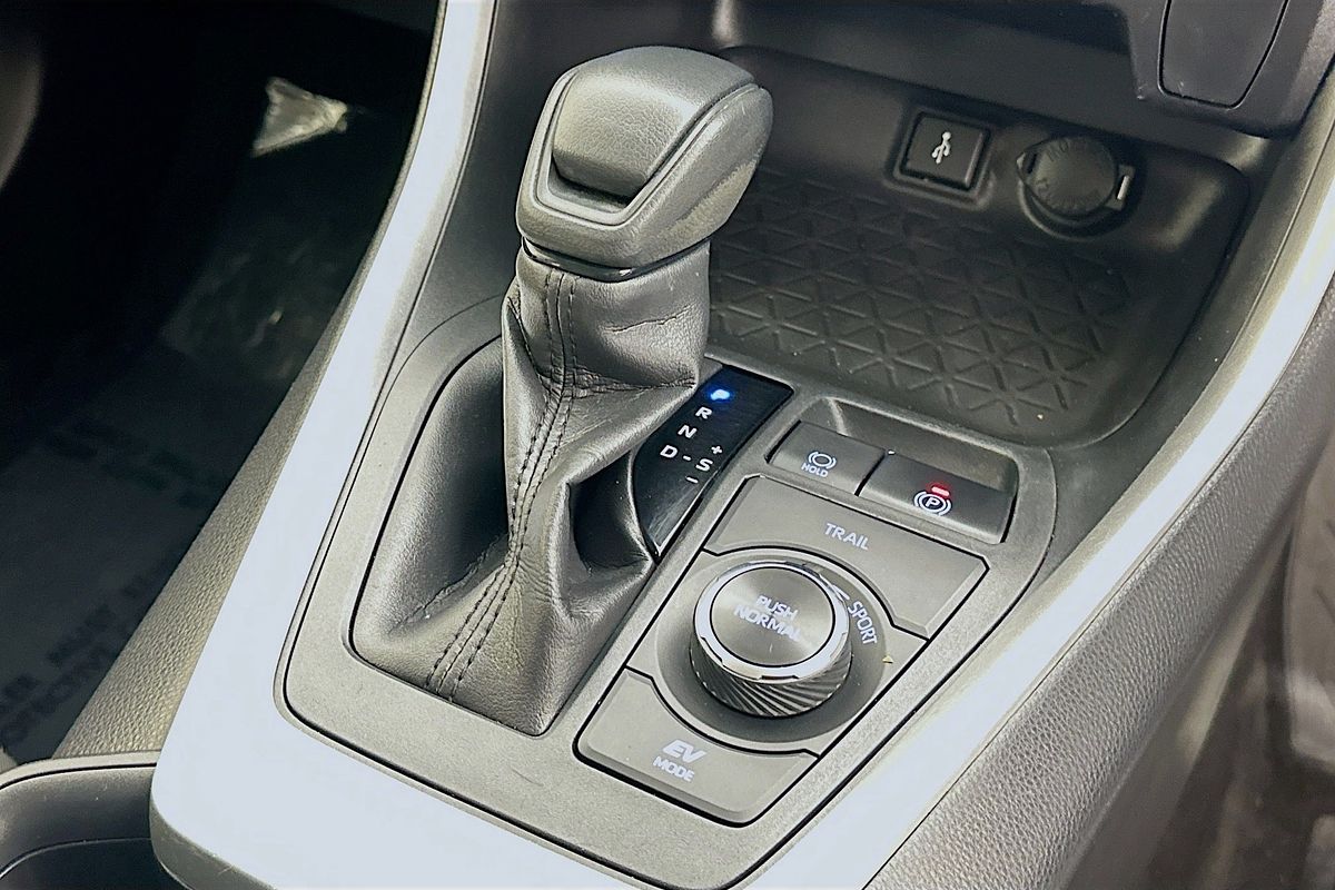 2021 Toyota RAV4 GX (AWD) HYBRID AXAH54R