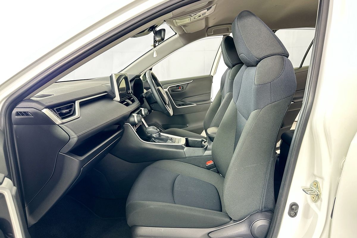 2024 Toyota RAV4 GX (2WD) HYBRID AXAH52R