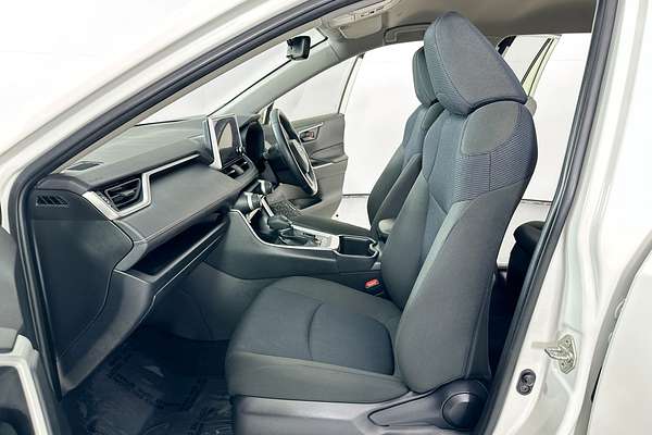 2024 Toyota RAV4 GX (2WD) HYBRID AXAH52R