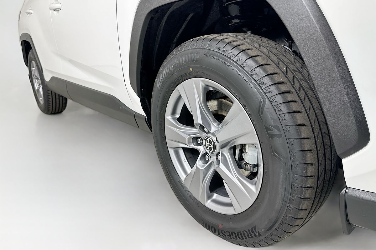 2024 Toyota RAV4 GX (2WD) HYBRID AXAH52R