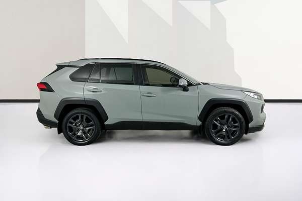 2022 Toyota RAV4 EDGE (AWD) AXAA54R