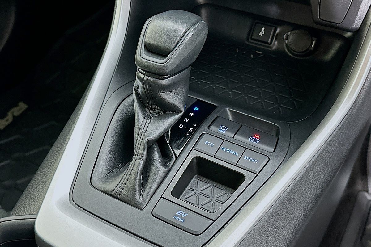 2019 Toyota RAV4 GX (2WD) HYBRID AXAH52R