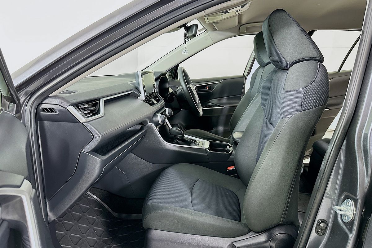 2019 Toyota RAV4 GX (2WD) HYBRID AXAH52R