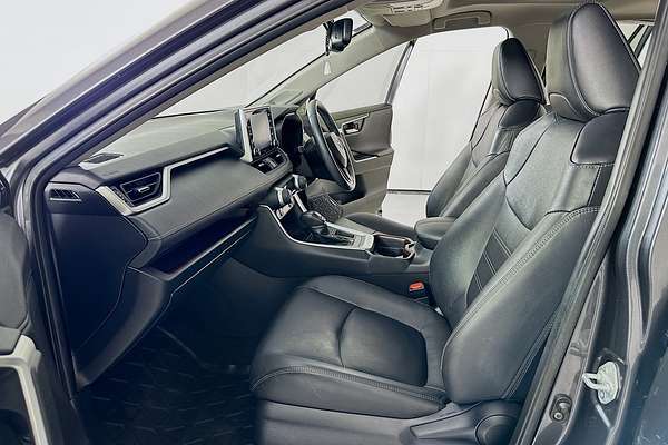 2020 Toyota RAV4 Cruiser MXAA52R