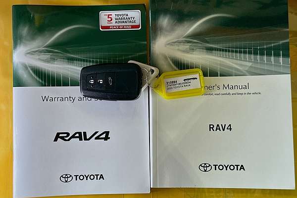 2020 Toyota RAV4 Cruiser MXAA52R