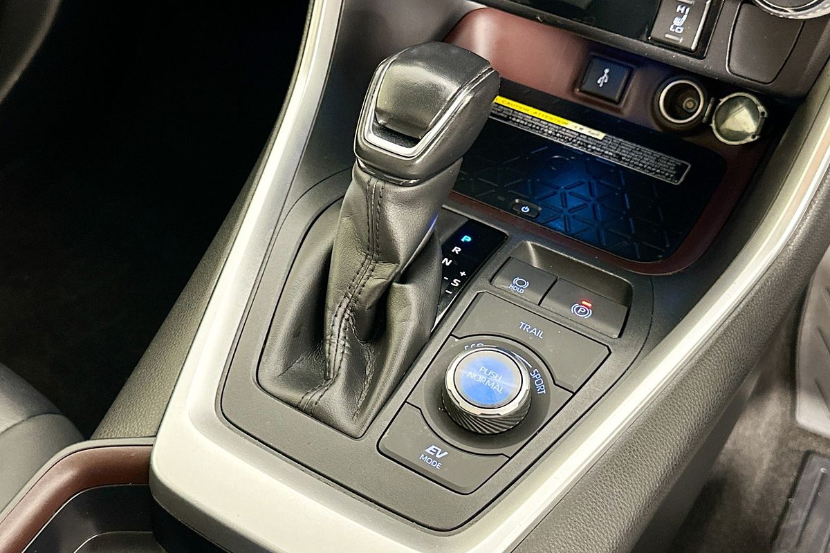 2020 Toyota RAV4 CRUISER (AWD) HYBRID AXAH54R
