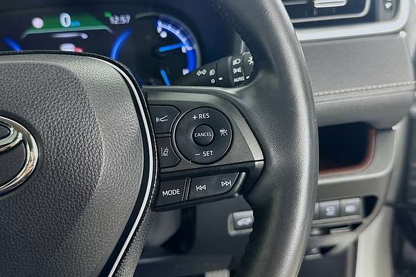 2020 Toyota RAV4 CRUISER (2WD) HYBRID AXAH52R