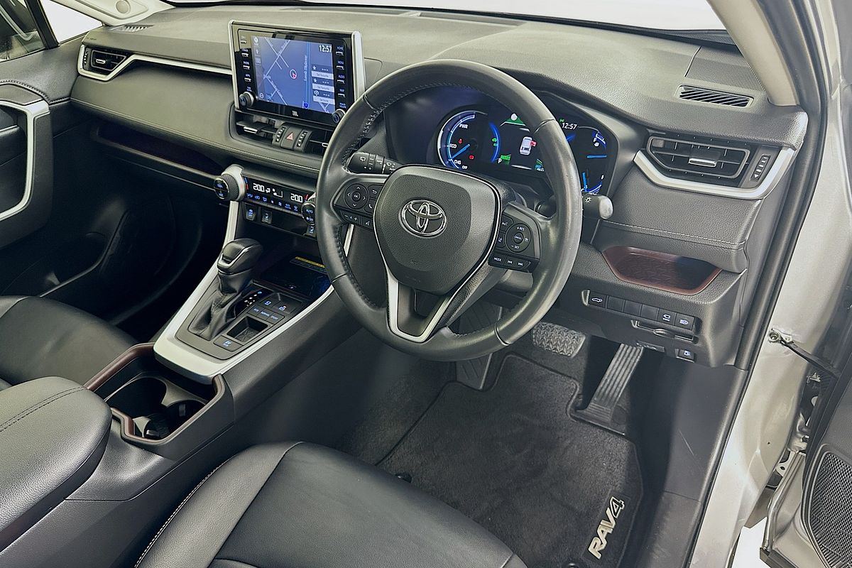 2020 Toyota RAV4 CRUISER (2WD) HYBRID AXAH52R
