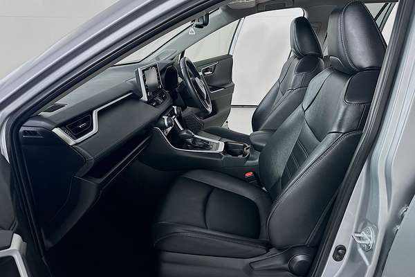 2020 Toyota RAV4 CRUISER (2WD) HYBRID AXAH52R
