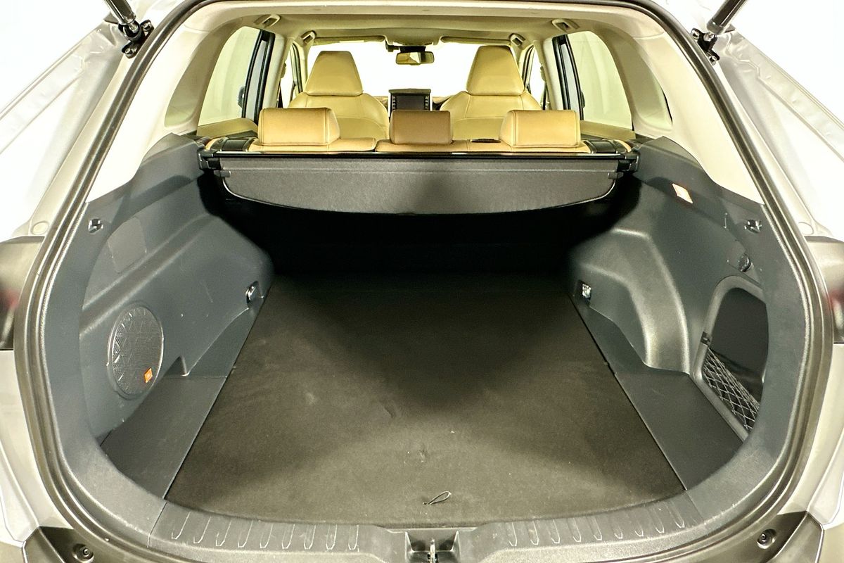 2019 Toyota RAV4 CRUISER (AWD) HYBRID AXAH54R