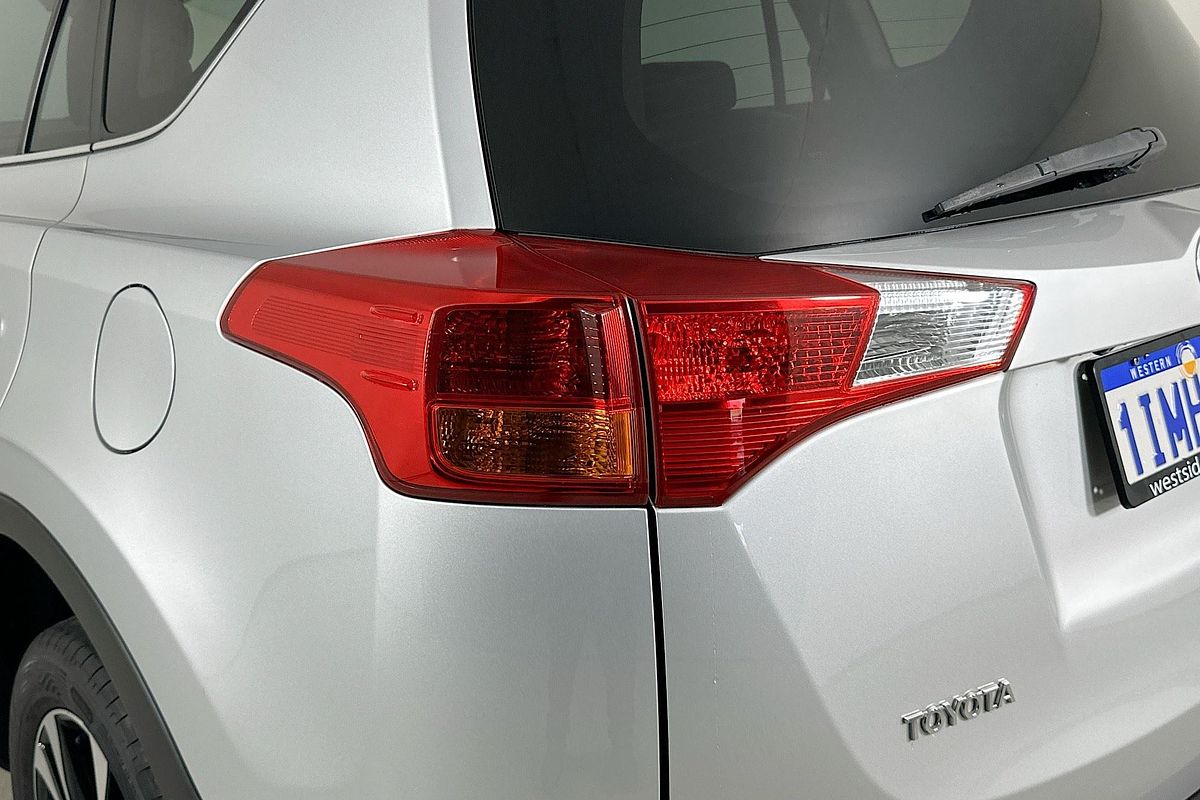 2014 Toyota RAV4 CRUISER (4x4) ASA44R
