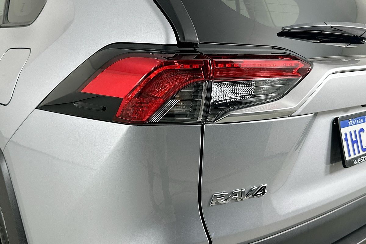 2020 Toyota RAV4 CRUISER (2WD) HYBRID AXAH52R