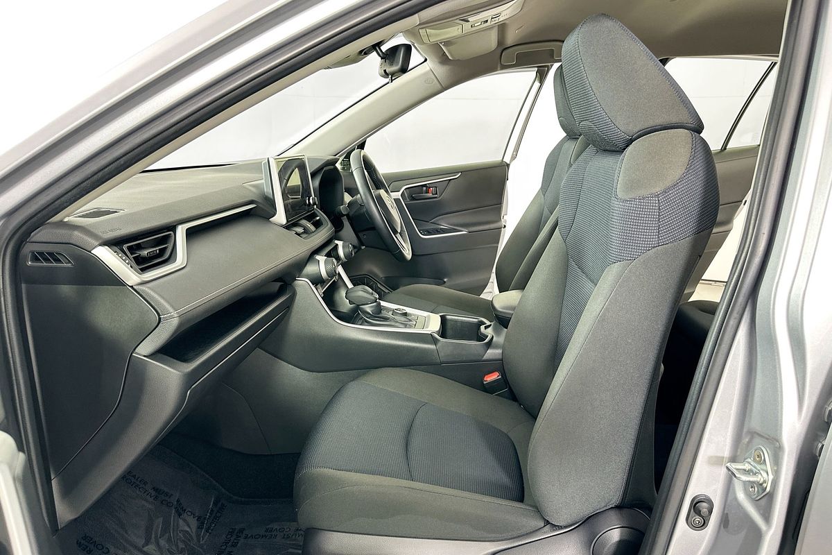 2024 Toyota RAV4 GX (2WD) HYBRID AXAH52R