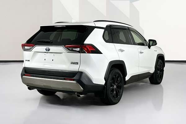 2022 Toyota RAV4 CRUISER (2WD) HYBRID AXAH52R