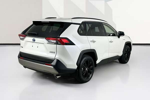 2022 Toyota RAV4 CRUISER (2WD) HYBRID AXAH52R