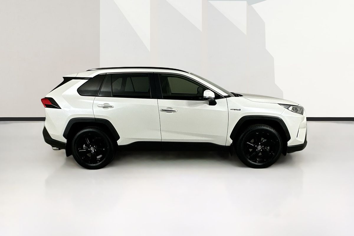 2021 Toyota RAV4 CRUISER (2WD) HYBRID AXAH52R