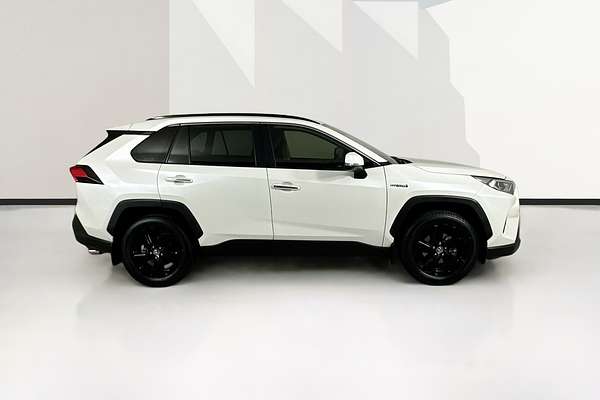 2021 Toyota RAV4 CRUISER (2WD) HYBRID AXAH52R